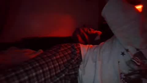 Snapshot of hi_life850 chatting on 01/02/25, 05:03 MR. Bation online show from 01/02/25, 05:03