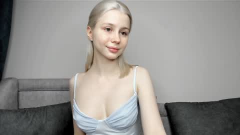 Snapshot of hi_popsy chatting on 09/30/25, 08:03 Popsy Risha online show from 09/30/25, 08:03