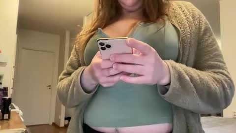 hichemlacoste333 online show from 12/05/25, 01:42