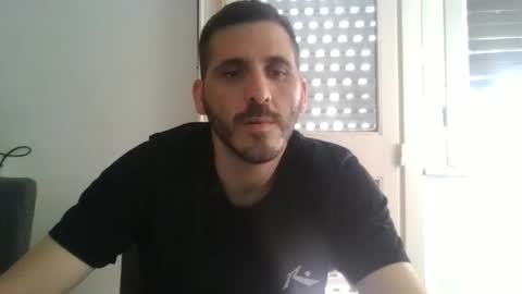 Snapshot of hickun99 chatting on 11/19/25, 10:15 hickun99 online show from 11/19/25, 10:15