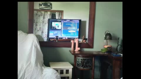 hidden_gold_milf online show from 04/27/26, 05:11