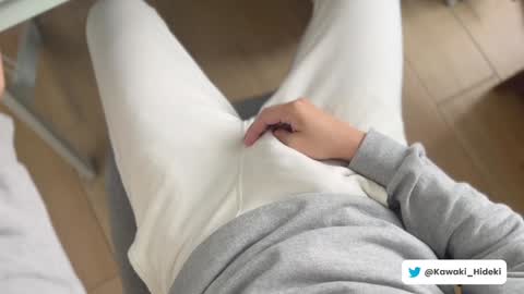 Snapshot of hideki_kawaki chatting on 12/23/24, 05:22 Hideki Kawaki online show from 12/23/24, 05:22