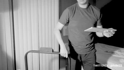 Snapshot of hideki_kawaki chatting on 01/18/25, 01:08 Hideki Kawaki online show from 01/18/25, 01:08