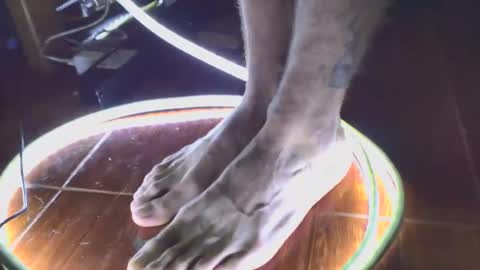 Snapshot of hideonbush051 chatting on 09/12/25, 11:43 hideonbush online show from 09/12/25, 11:43