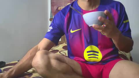 hideonbush online show from 11/09/25, 02:32