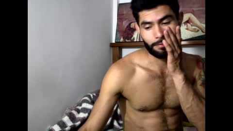 hideonbush online show from 12/04/25, 03:21