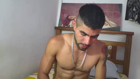 hideonbush online show from 04/12/26, 04:34