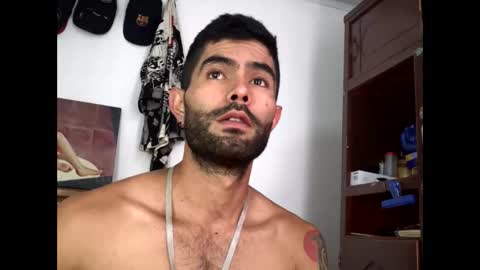 hideonbush online show from 04/24/26, 05:37