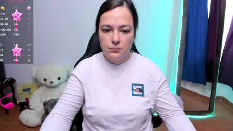 Snapshot of hidianapaola chatting on 02/04/25, 06:06 Diana online show from 02/04/25, 06:06
