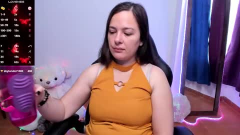 Snapshot of hidianapaola chatting on 02/10/25, 05:09 Diana online show from 02/10/25, 05:09