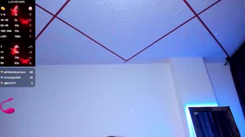 Snapshot of hidianapaola chatting on 02/11/25, 03:18 Diana online show from 02/11/25, 03:18
