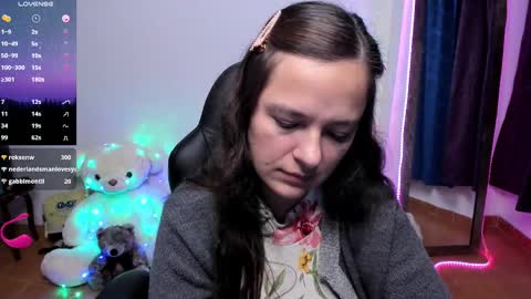 Snapshot of hidianapaola chatting on 02/15/25, 02:37 Diana online show from 02/15/25, 02:37