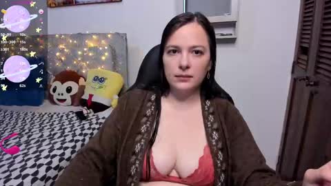 Snapshot of hidianapaola chatting on 03/10/25, 01:01 Diana online show from 03/10/25, 01:01