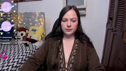Snapshot of hidianapaola chatting on 03/10/25, 04:07 Diana online show from 03/10/25, 04:07