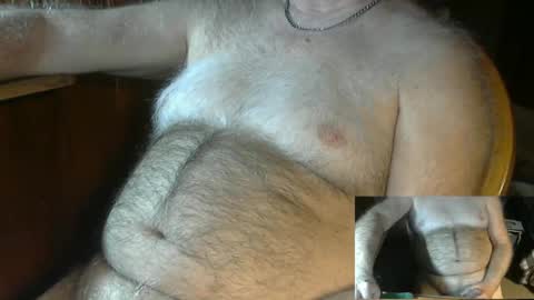 Snapshot of higgins11 chatting on 01/01/25, 12:21 higgins11 online show from 01/01/25, 12:21