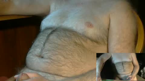 Snapshot of higgins11 chatting on 02/18/25, 01:21 higgins11 online show from 02/18/25, 01:21