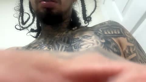 Snapshot of hihello7777 chatting on 09/16/25, 02:07 hihello7777 online show from 09/16/25, 02:07