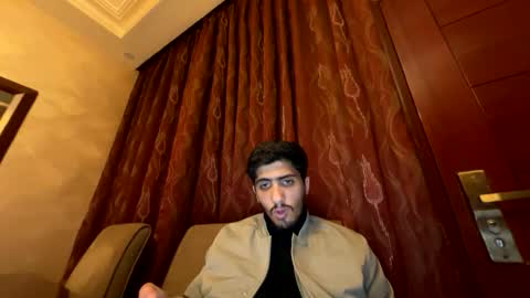 Snapshot of hihi9697 chatting on 02/23/26, 12:19 hihi9697 online show from 02/23/26, 12:19