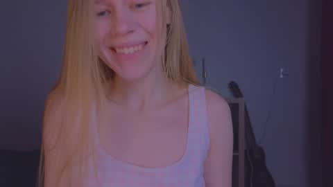 Chloe online show from 02/08/25, 04:47