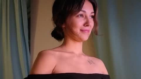 HIHIKA online show from 04/23/26, 10:12