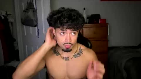 hii682902 online show from 09/24/25, 03:21