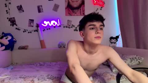 Snapshot of hiidear chatting on 03/02/26, 07:37 twinkvadusha online show from 03/02/26, 07:37