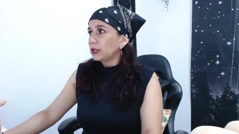 Snapshot of hikaryfire chatting on 11/05/25, 08:20 hikaryfire online show from 11/05/25, 08:20