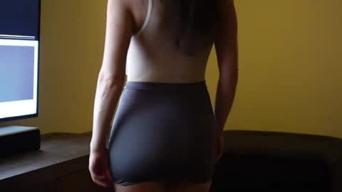 Snapshot of hikinks chatting on 03/08/26, 05:22 hikinxxx online show from 03/08/26, 05:22