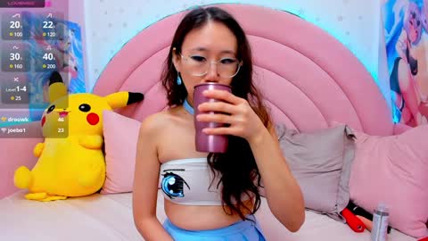 Snapshot of hikori_ chatting on 12/14/24, 04:56 Hikori online show from 12/14/24, 04:56