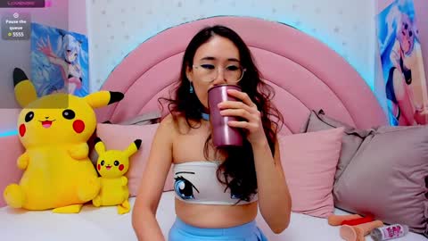 Snapshot of hikori_ chatting on 12/22/24, 01:34 Hikori online show from 12/22/24, 01:34