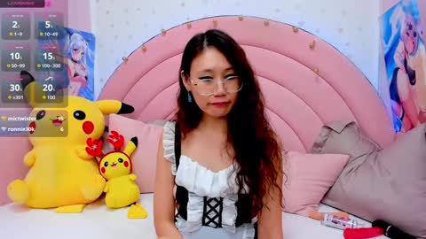 Snapshot of hikori_ chatting on 01/15/25, 07:37 Hikori online show from 01/15/25, 07:37