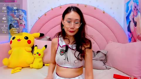 Snapshot of hikori_ chatting on 02/06/25, 01:27 Hikori online show from 02/06/25, 01:27