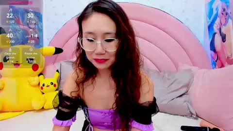 Snapshot of hikori_ chatting on 02/19/25, 01:29 Hikori online show from 02/19/25, 01:29