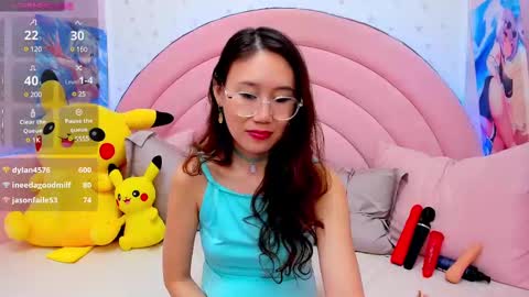 Snapshot of hikori_ chatting on 03/07/25, 07:52 Hikori online show from 03/07/25, 07:52