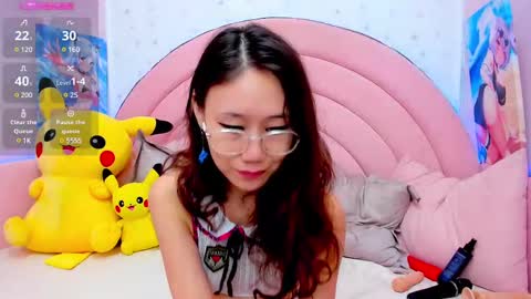 Snapshot of hikori_ chatting on 03/11/25, 01:59 Hikori online show from 03/11/25, 01:59