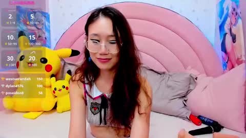 Snapshot of hikori_ chatting on 03/11/25, 08:09 Hikori online show from 03/11/25, 08:09