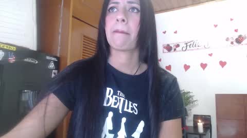 hilaril18 online show from 02/13/25, 11:26