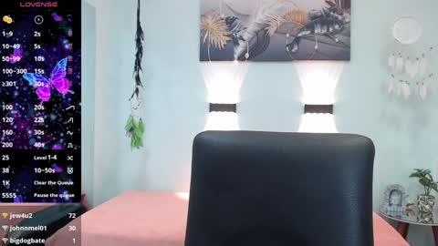 Snapshot of hilaryclowerx chatting on 01/27/25, 09:34 H I L A R Y online show from 01/27/25, 09:34