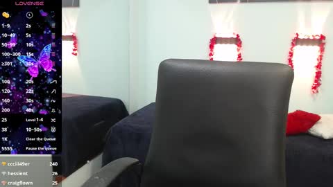 Snapshot of hilaryclowerx chatting on 03/06/25, 09:14 H I L A R Y online show from 03/06/25, 09:14