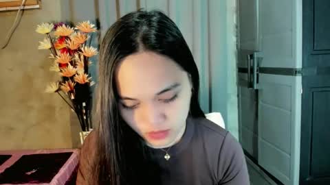 hilarymolly online show from 02/25/26, 02:43