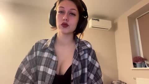 Hi Im Elizabeth online show from 10/05/25, 08:56