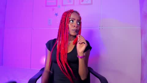 Snapshot of hillary_banks__ chatting on 01/09/25, 08:03 Hillary online show from 01/09/25, 08:03