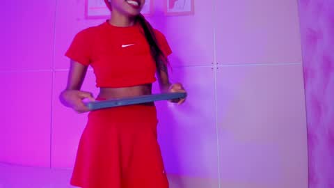 Snapshot of hillary_banks__ chatting on 01/12/25, 08:25 Hillary online show from 01/12/25, 08:25