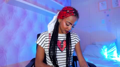 Snapshot of hillary_banks__ chatting on 01/22/25, 07:46 Hillary online show from 01/22/25, 07:46