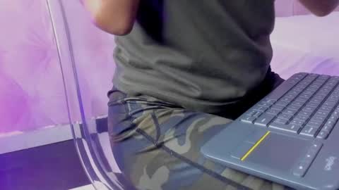 Snapshot of hillary_banks__ chatting on 02/13/25, 05:05 Hillary online show from 02/13/25, 05:05