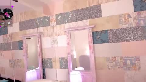 Snapshot of hillary_chen chatting on 11/12/25, 02:34 Hillary online show from 11/12/25, 02:34