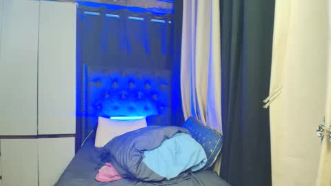 Snapshot of himarika chatting on 09/16/25, 05:52 yuricah online show from 09/16/25, 05:52
