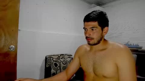 Snapshot of himoreno97 chatting on 02/25/25, 12:58 Hi moreno online show from 02/25/25, 12:58