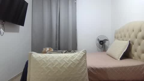 Hi moreno online show from 11/28/25, 02:14