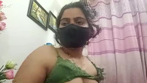 himuhimu22 online show from 03/11/25, 02:18